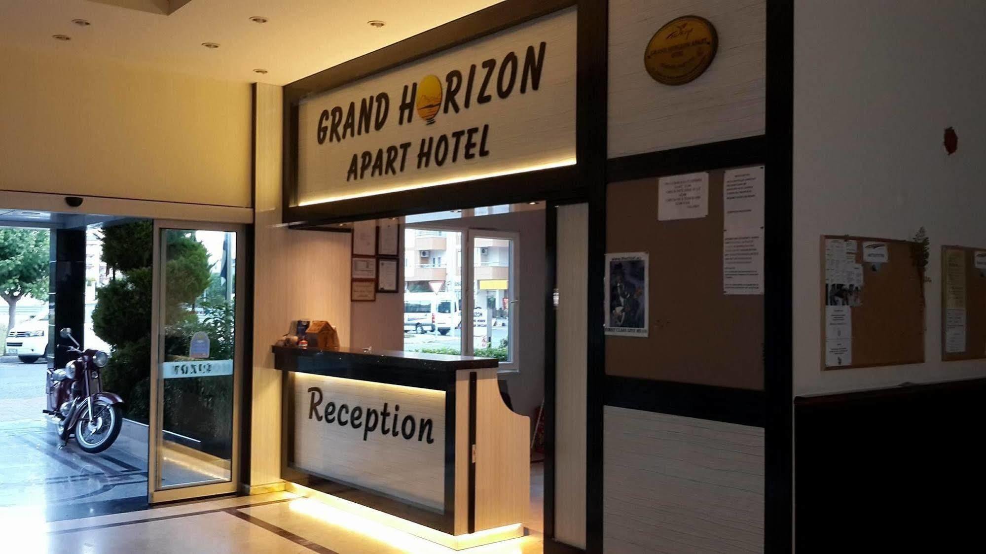 Grand Horizon Hotel